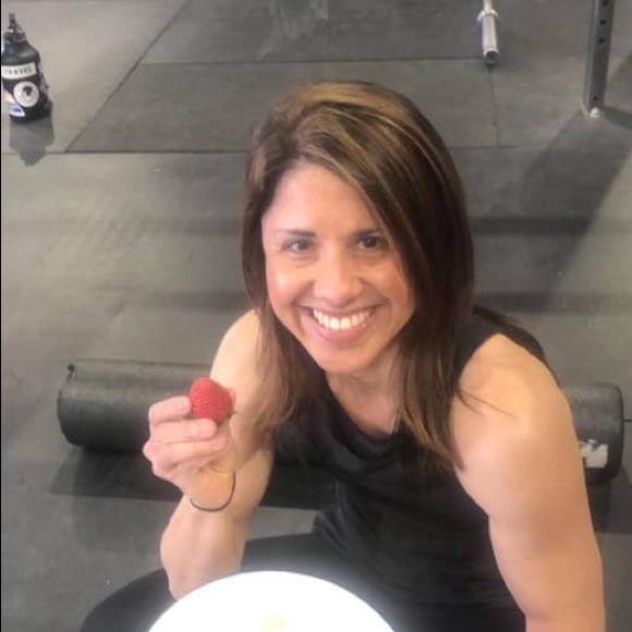 Meet your Posher, Lisa - Picture 1 of 1